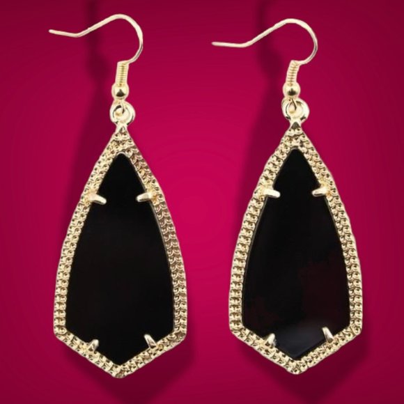 Jet Black Adelaide Earrings - Picture 1 of 9
